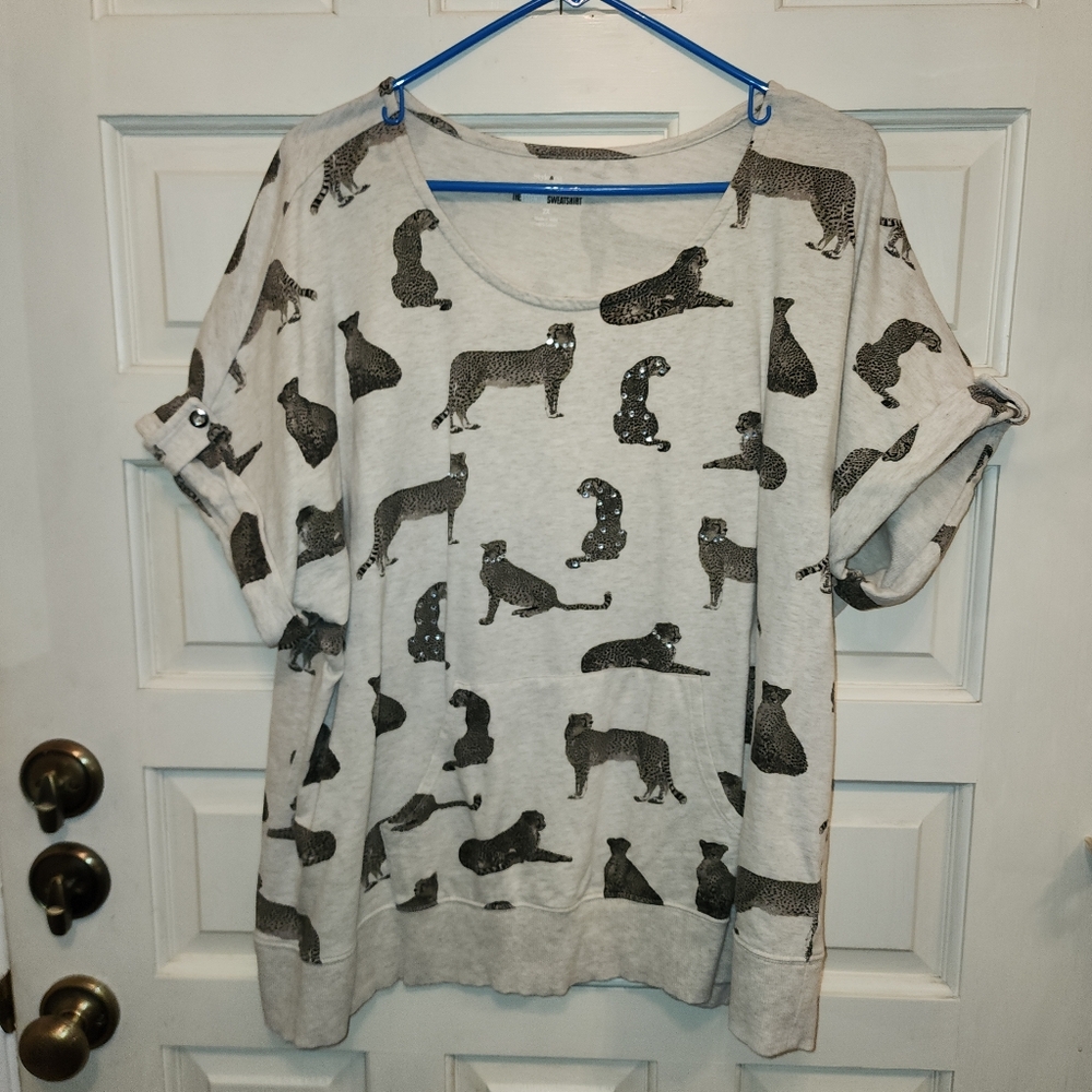 Style & Co Short Sleeve Top Leopard Print w/ Rhinestones Front Pouch Pocket